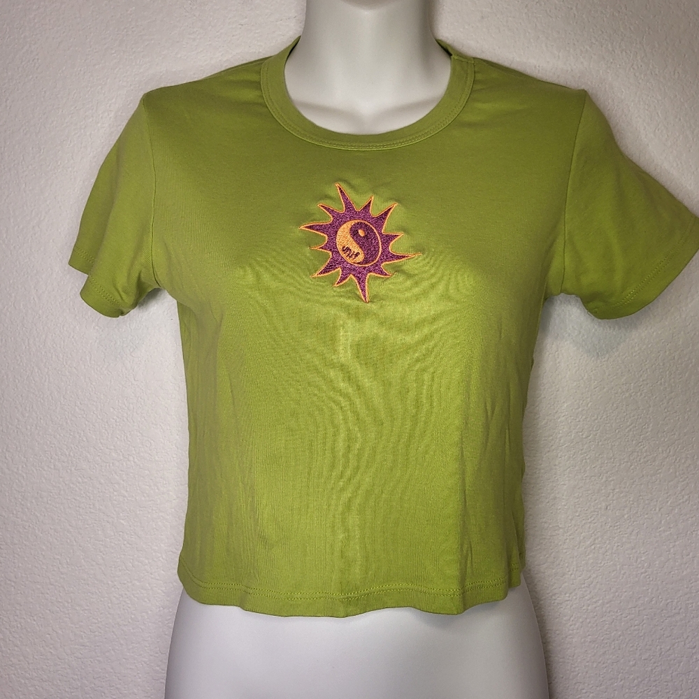 UNIF Yin Yang Sun Baby Tee size Small